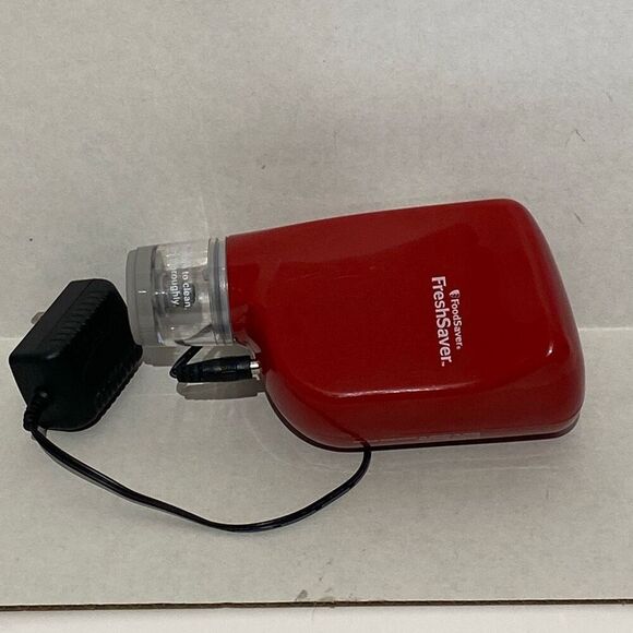 FoodSaver Vacuum Sealer FreshSaver Rechargeable Handheld Sealing System Red - Picture 1 of 9